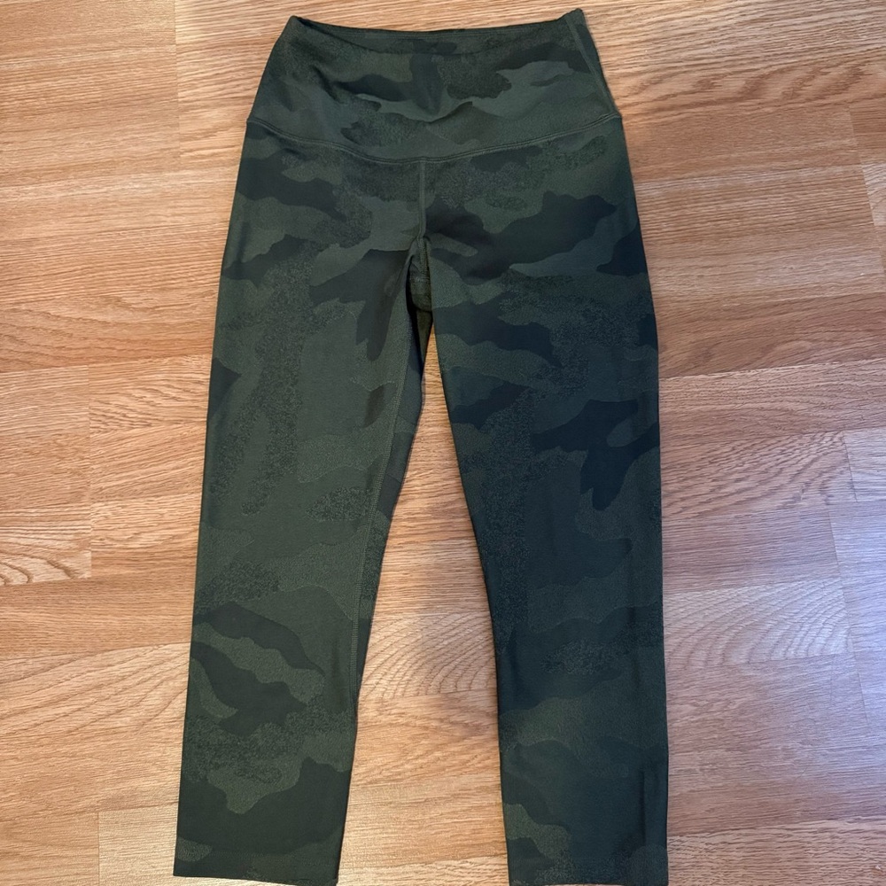 The North Face Camo Capri Leggings